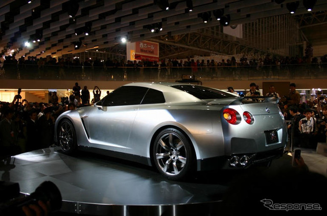 【東京モーターショー05】写真蔵…日産 GT-Rプロト、ついにアイツの姿が