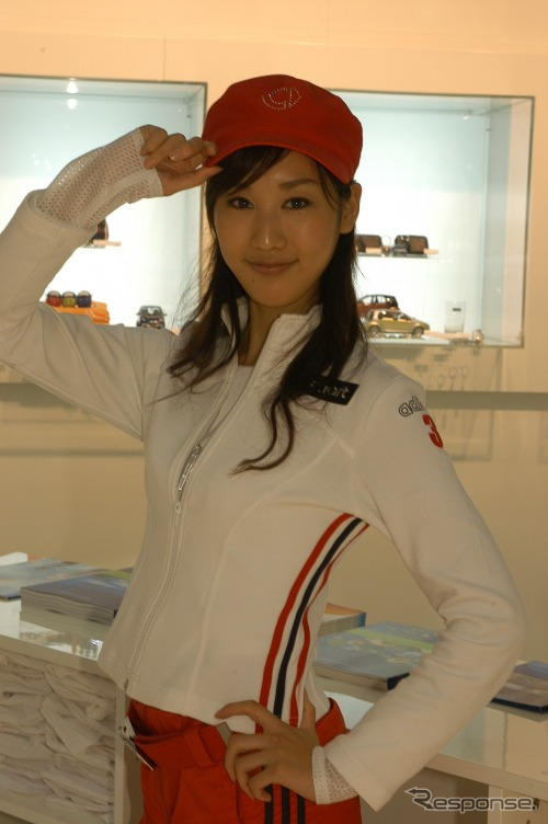【東京モーターショー05】コンパニオン写真蔵…その52