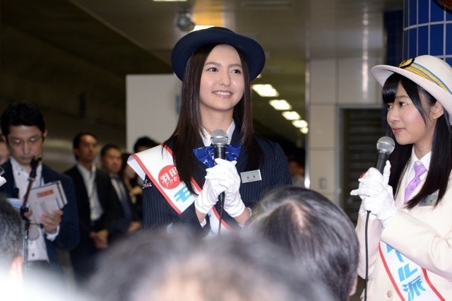 HKT48(7月18日、東京モノレール新型車出発式)