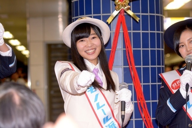 HKT48(7月18日、東京モノレール新型車出発式)