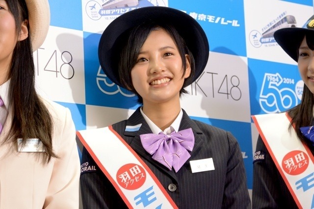 HKT48(7月18日、東京モノレール新型車出発式)