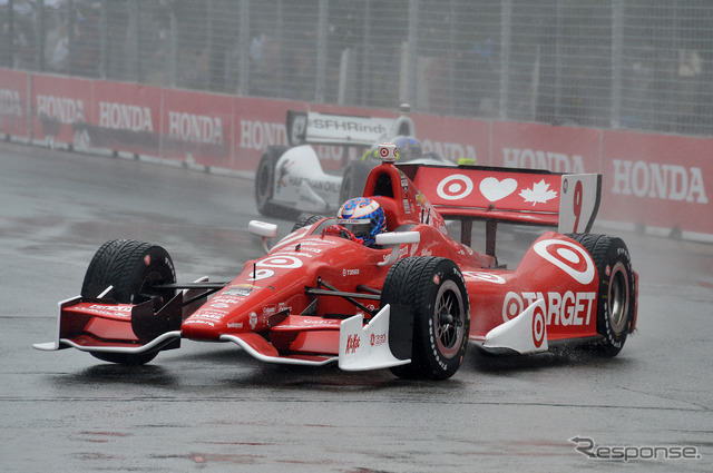昨年の王者#9 ディクソンは今季まだ勝利がない。写真:INDYCAR