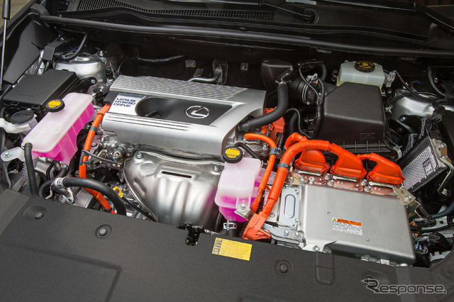 レクサスNX 300h(欧州仕様)