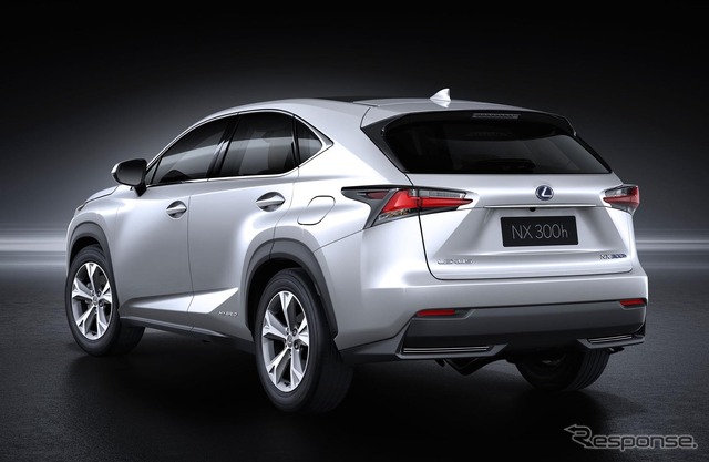 レクサスNX 300h(欧州仕様)