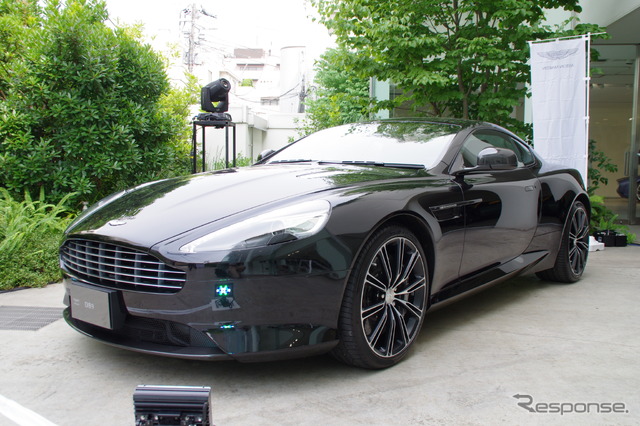 アストンマーティン DB9カーボンブラック