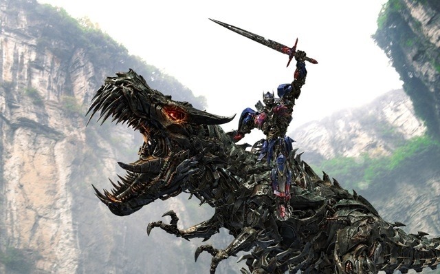 『トランスフォーマー/ロストエイジ』 (c) 2014 Paramount Pictures. All Rights Reserved. HASBRO, TRANSFORMERS, and all related characters are trademarks of Hasbro.