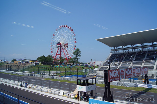 【鈴鹿8耐】灼熱の鈴鹿サーキット、気温35度で猛暑日に