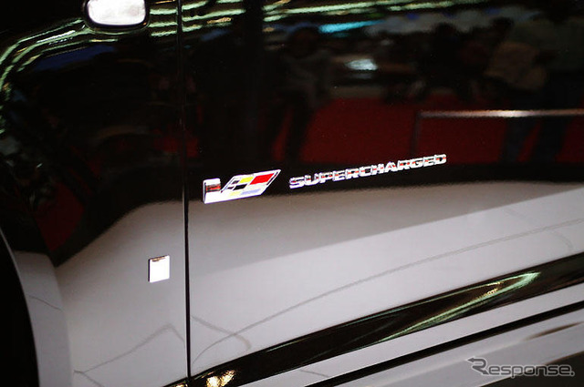 【東京モーターショー05】写真蔵…キャデラック STS-V