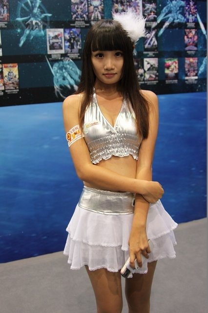 【China Joy 2014】中国のガンダムファンが集結!? 久遊網ブースではザク頭部がお出迎え