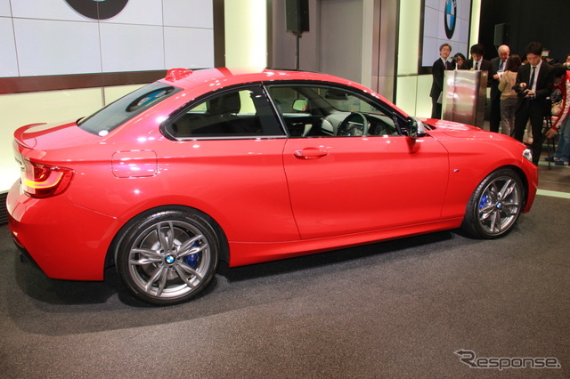 BMW M235i クーペ