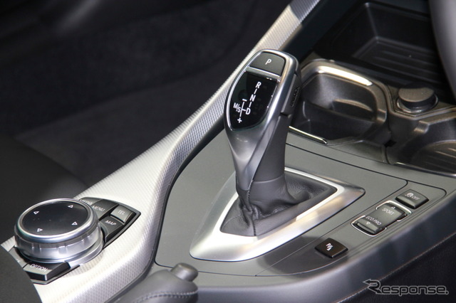 BMW M235i クーペ