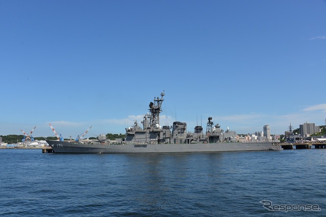 護衛艦「はたかぜ」