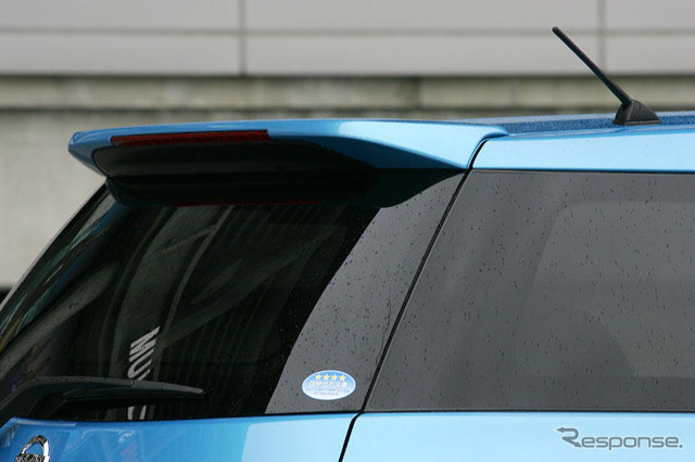 【日産 ウイングロード 新型発表】グレード展開は主に2種類
