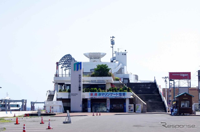 しおがま・みなと復興市場