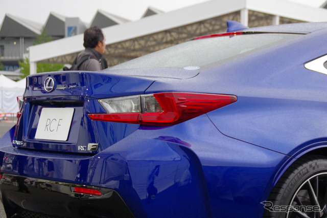 レクサス RC F