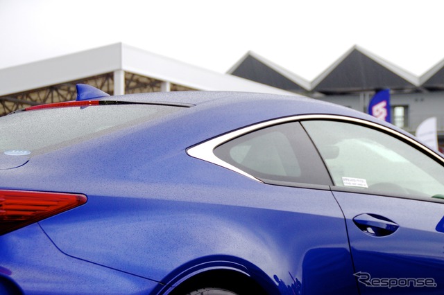レクサス RC F
