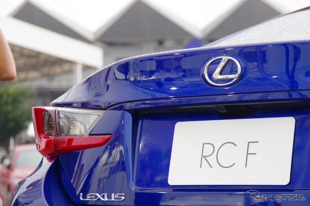 レクサス RC F