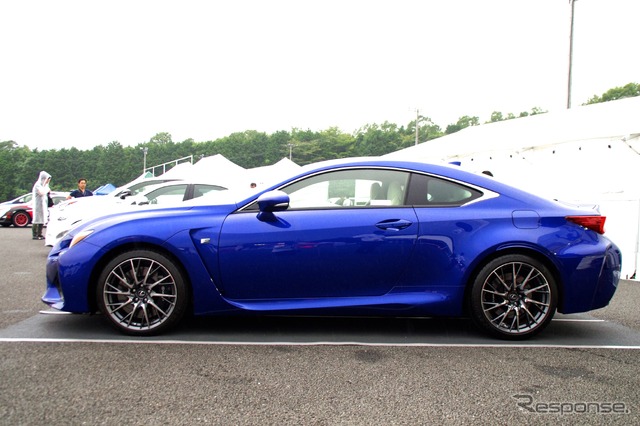 レクサス RC F