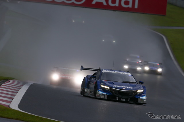 ポール発進の#17 NSXは決勝4位。