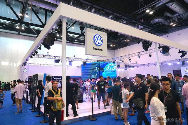 AIT 2014 VWブース