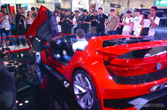 VW GTI ロードスター ビジョン グランツーリスモ