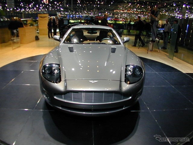 【ジュネーブ・ショー2001続報】『V12バンキッシュ』はフォードの最先端