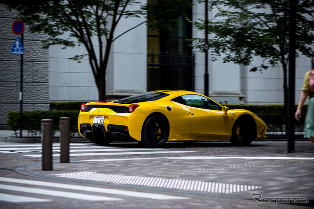 フェラーリ・458 スペチアーレ