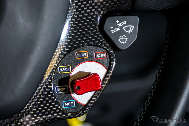 フェラーリ・458 スペチアーレ