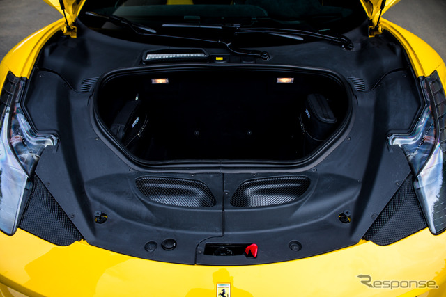 フェラーリ・458 スペチアーレ