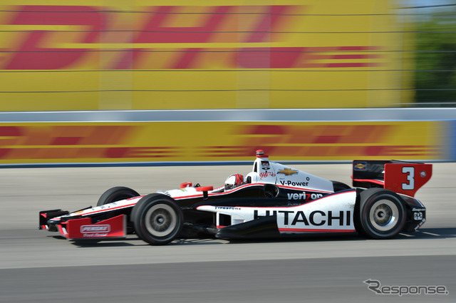 ポイント2位のエリオ・カストロネベスは今回11位。写真:INDYCAR
