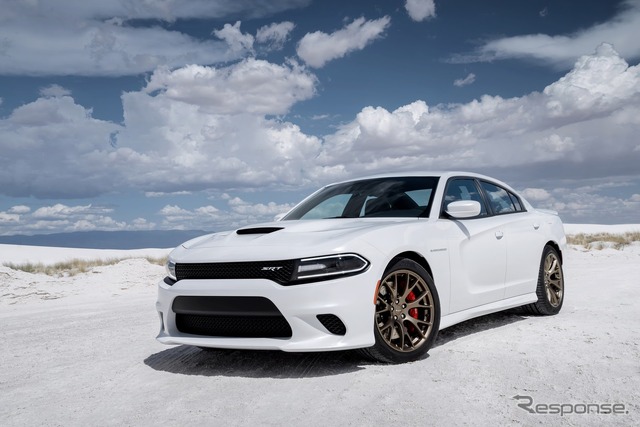 ダッジ チャージャー SRT ヘルキャット