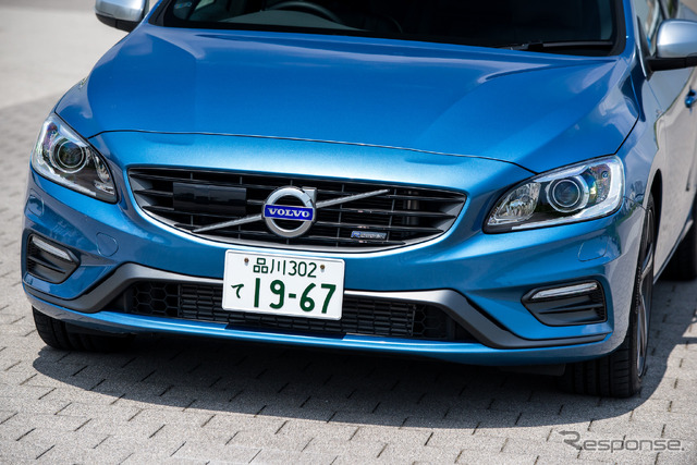 ボルボ・S60 T4 R-DESIGN PLUS