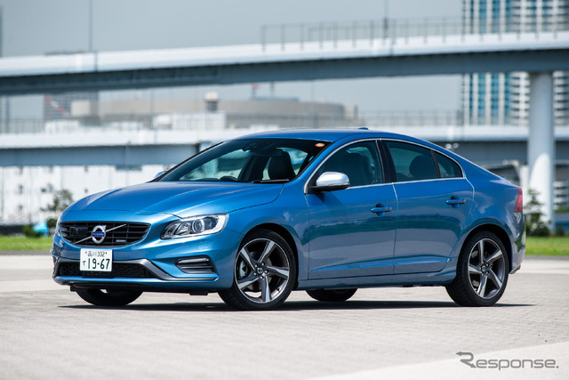 ボルボ・S60 T4 R-DESIGN PLUS
