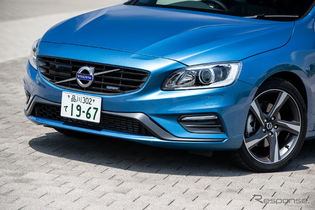 ボルボ・S60 T4 R-DESIGN PLUS