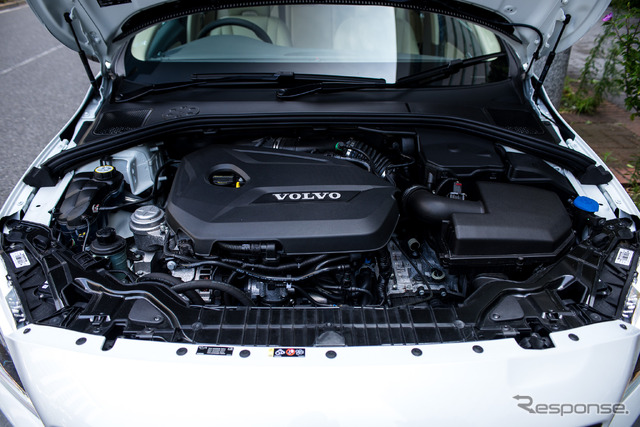 ボルボ V60 T4 ラグジュアリーエディション