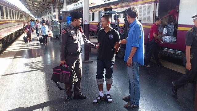 ウボンラチャタニ発の列車で逮捕された男
