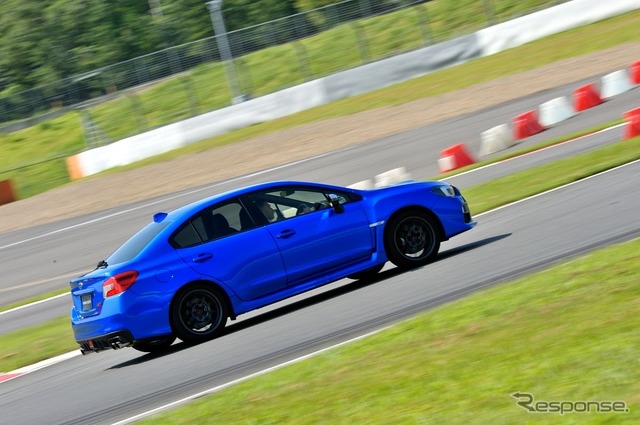 スバル WRX STI
