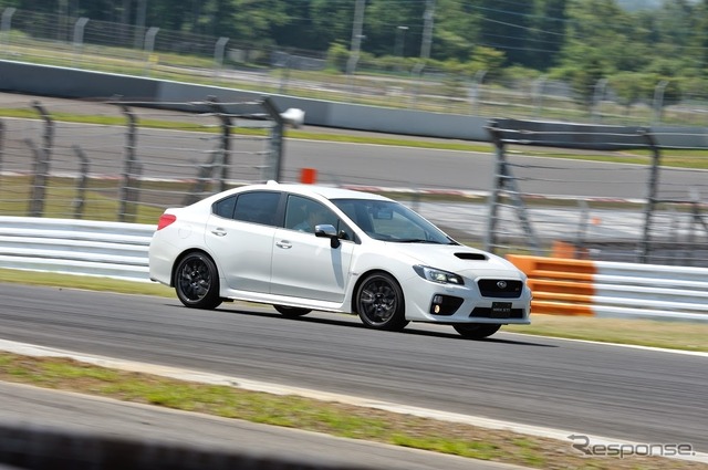 スバル WRX STI