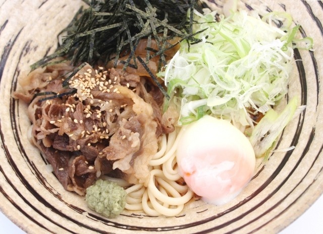 黒毛和牛の冷し肉すきうどん(東京都/備中手延べうどん 味の民芸)