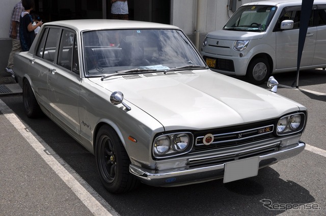 日産スカイラインGT-R