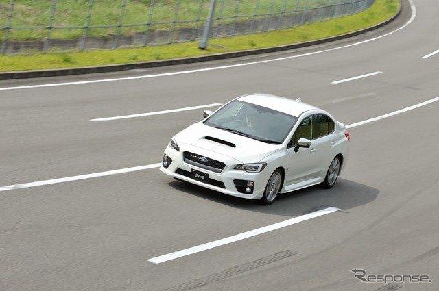 スバル・WRX S4