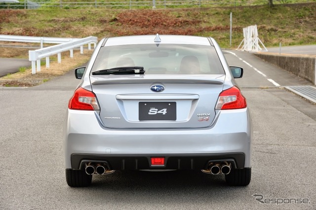 スバル・WRX S4