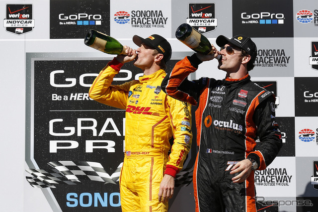 決勝2位のハンターレイ(左)と3位のパジェノー。写真:Honda