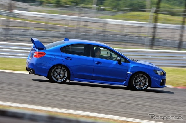 スバル WRX STI