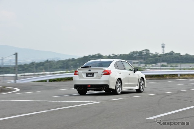 スバル WRX S4