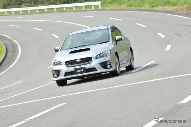 スバル WRX S4