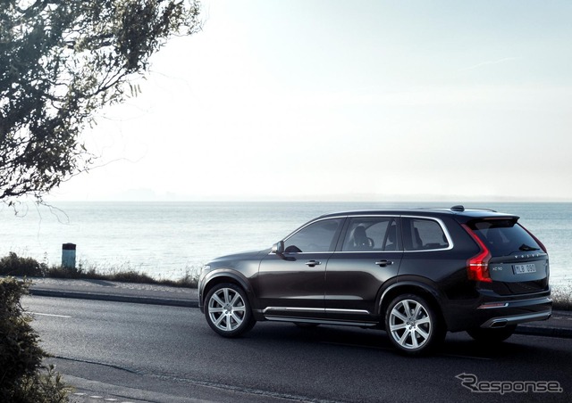新型 ボルボ XC90 のファースト エディション