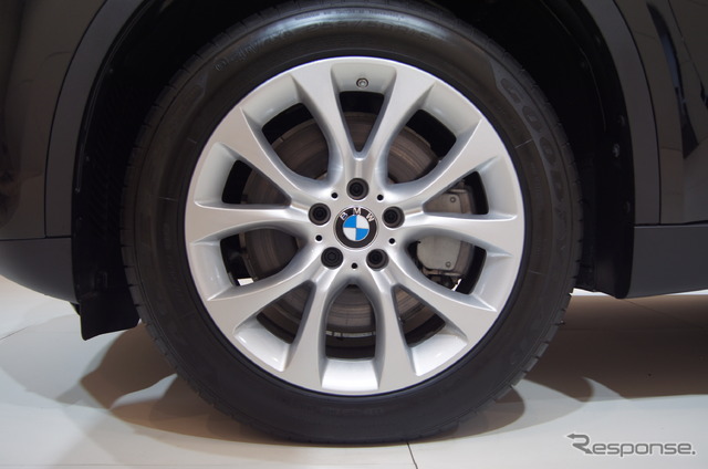 BMW X5 セキュリティプラス(モスクワモーターショー1))