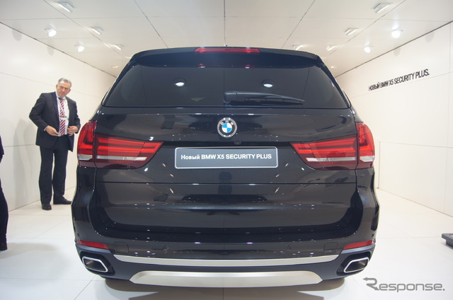 BMW X5 セキュリティプラス(モスクワモーターショー1))