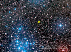 中央の丸印の中心に恒星ID8がある